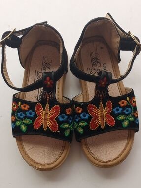 Made In Mexico Black Velvet Toddler Girl Embroidered Butterfly Flower Sandals 7
